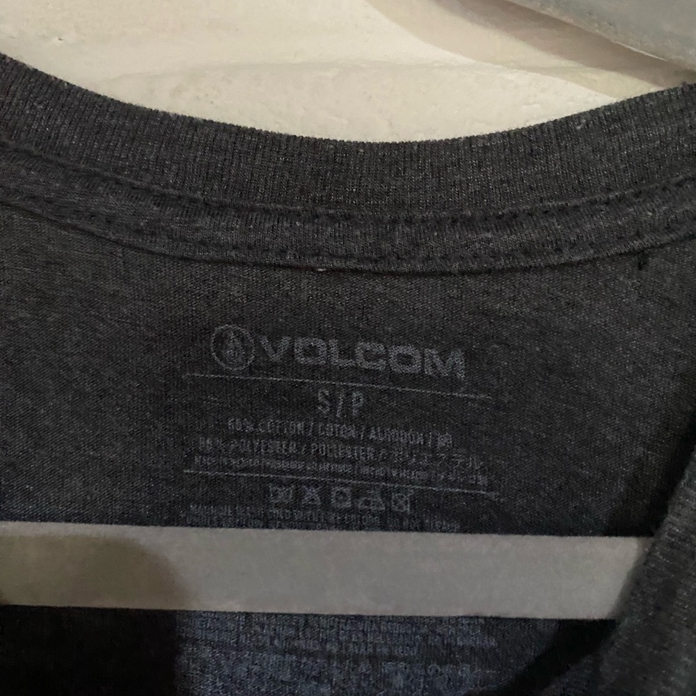 Volcom small tee - Picture 3 of 3